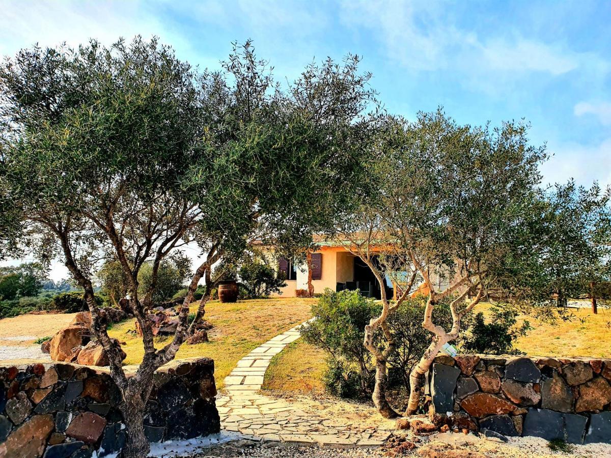 Villini Cortesas Orosei Buitenkant foto