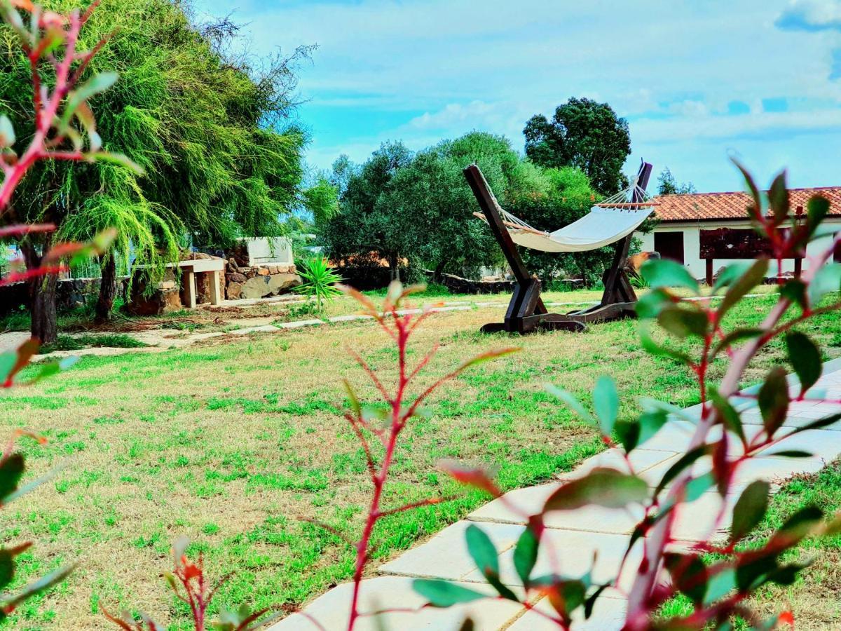 Villini Cortesas Orosei Buitenkant foto
